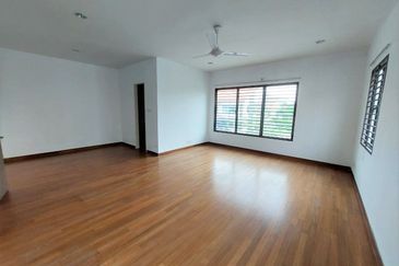 Pentas 2 @ Alam Impian