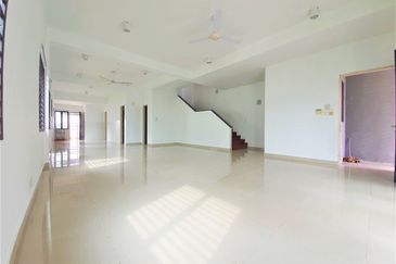 Pentas 2 @ Alam Impian