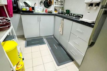 Sri Ixora Apartment, Seksyen 27