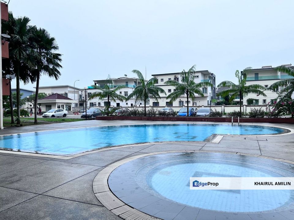 Murah Low Density! Putra Intan Condominium, Dengkil, Selangor, Dengkil