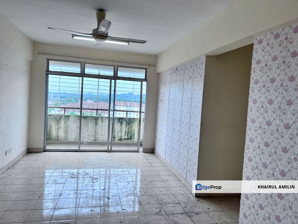 Murah Low Density! Putra Intan Condominium, Dengkil, Selangor, Dengkil