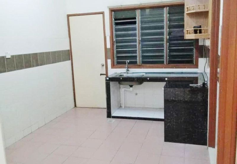 Seksyen 32, Shah Alam