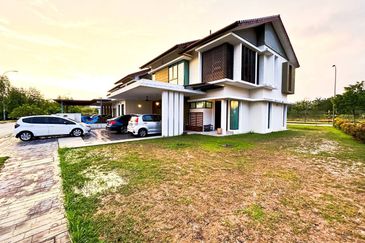 LAMAN ALAMANDA @ KOTA SERIEMAS