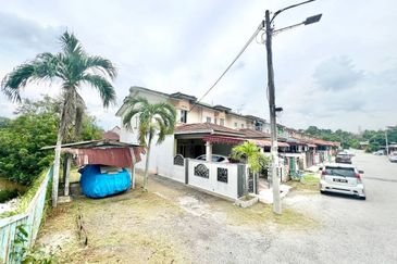 Desa Salak Permai