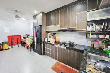 Taman Saujana Puchong