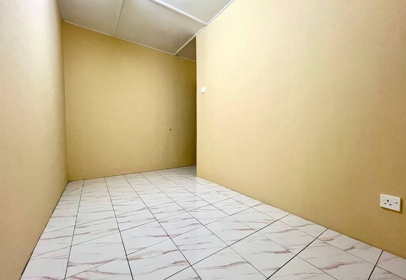 RENOVATED STRATA READY 🔥 Saujana Apartment Damansara Damai