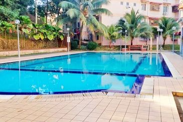 RENOVATED STRATA READY 🔥 Saujana Apartment Damansara Damai