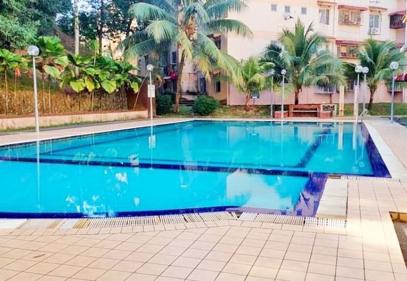 RENOVATED STRATA READY 🔥 Saujana Apartment Damansara Damai