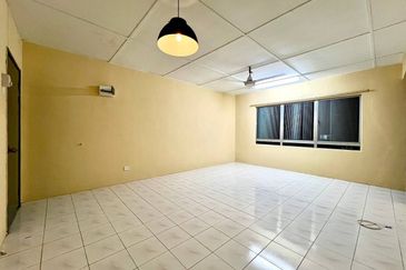 RENOVATED STRATA READY 🔥 Saujana Apartment Damansara Damai