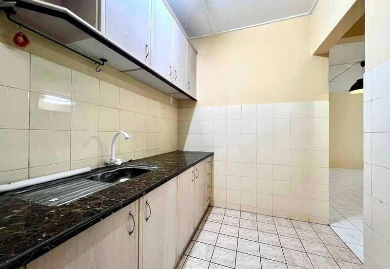 RENOVATED STRATA READY 🔥 Saujana Apartment Damansara Damai