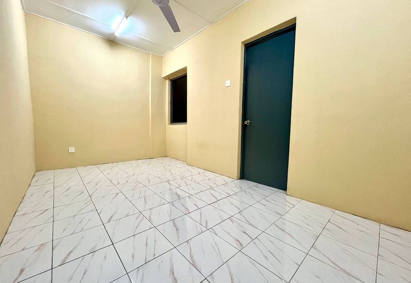 RENOVATED STRATA READY 🔥 Saujana Apartment Damansara Damai