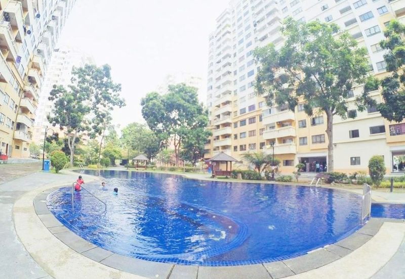 Vista Millennium Condominiums