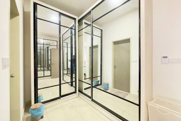 Setia Warisan Tropika (Belladonna)