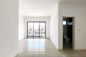 Setia Warisan Tropika