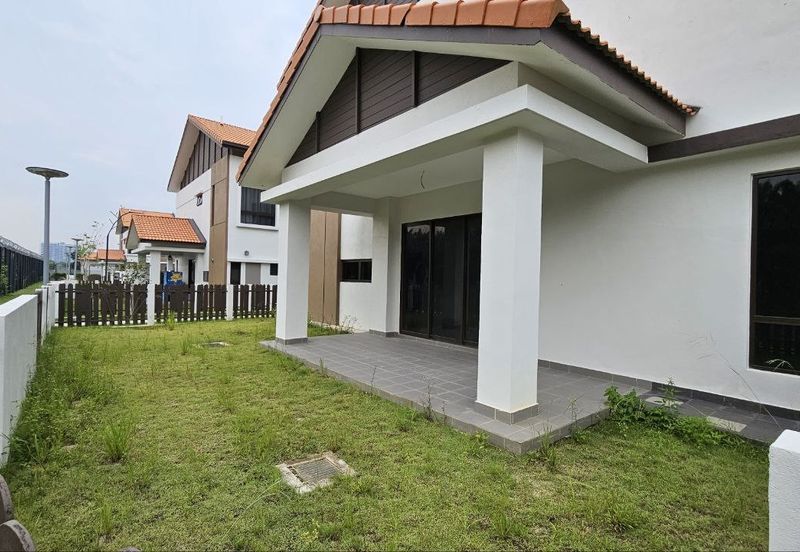 Setia Warisan Tropika (Belladonna)