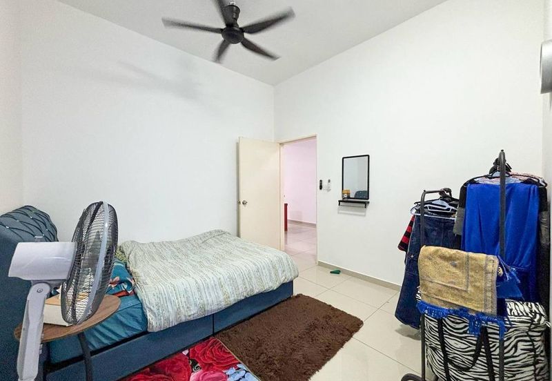 TIARA SENDAYAN (PRESINT 8)