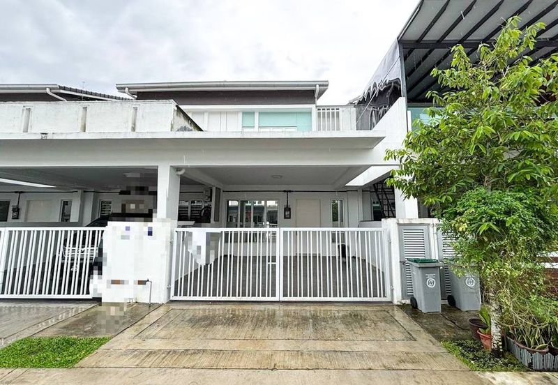 TIARA SENDAYAN (PRESINT 8)