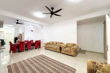 TIARA SENDAYAN (PRESINT 8)