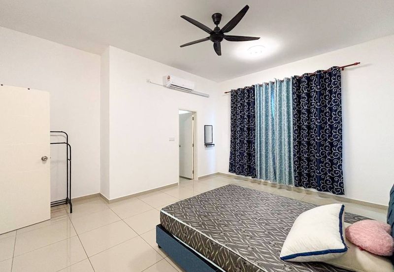 TIARA SENDAYAN (PRESINT 8)