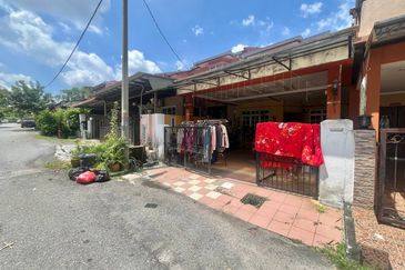 Taman Dahlia, Sepang