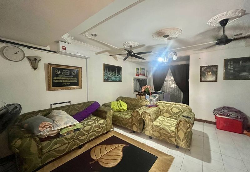 Taman Dahlia, Sepang