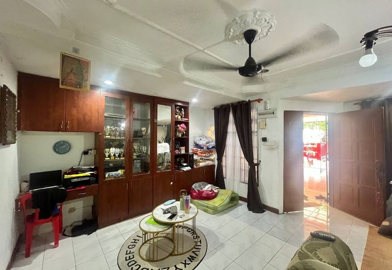 Taman Dahlia, Sepang