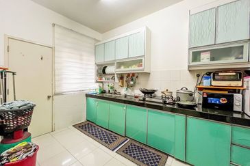 Taman Pelangi Semenyih 2