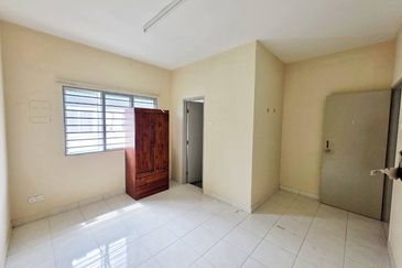 Taman Tasik Semenyih (Lake Residence)