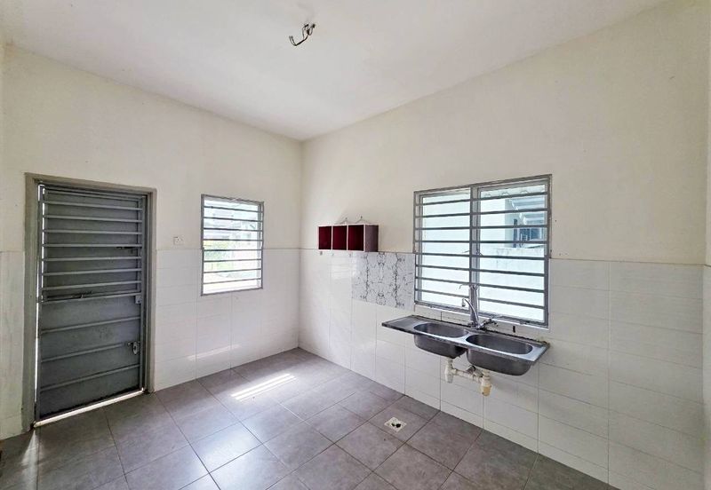 Taman Tasik Semenyih (Lake Residence)