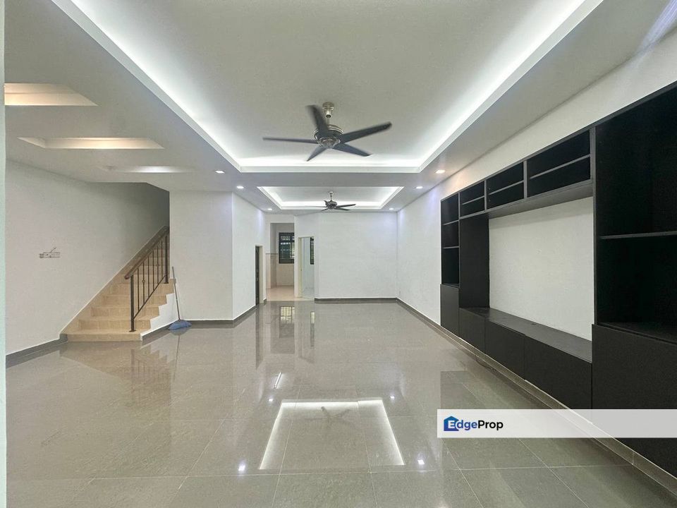 CHEAPEST FREEHOLD❗️2.5 Storey Terrace Taman Warisan Indah Kota Warisan Sepang, Selangor, Sepang