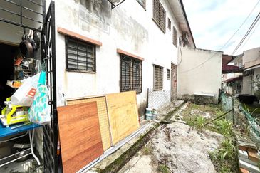 Jalan PUJ 1/1