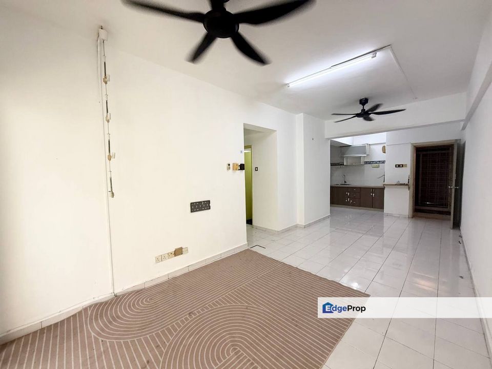 BELOW MARKET KITCHEN CABINET❗️Vista Millenium Condominium, Puchong, Selangor, Puchong