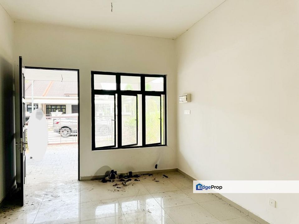 ENDLOT❗️1-Storey Terrace Jalan Angkasa, Bandar Mahkota Banting , Selangor, Banting
