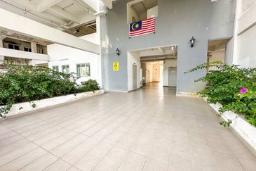 The Residence 1 @ Tiara South