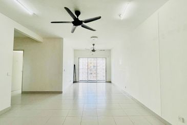 D'Cerrum Apartment @ Setia EcoHill