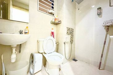 Kristal Villa Condominium