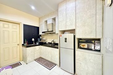 Kristal Villa Condominium