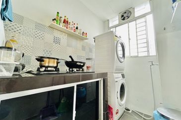 Residensi Platinum Teratai