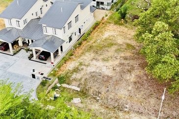 Perdana Lakeview East