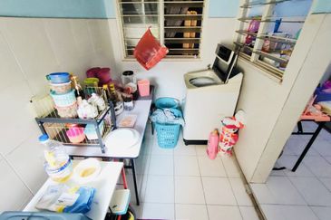 Apartment Teratai, Taman Sutera