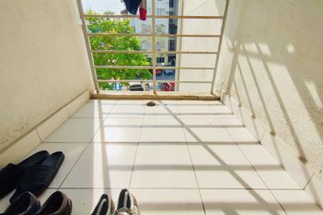 Apartment Teratai, Taman Sutera