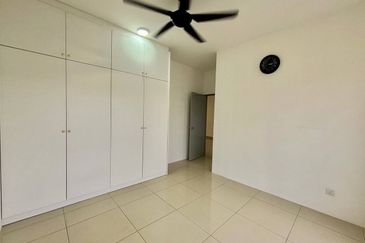 Vista Sri Tanjung Condominium