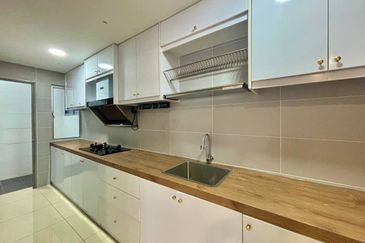 Vista Sri Tanjung Condominium