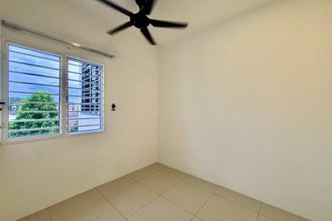 Vista Sri Tanjung Condominium