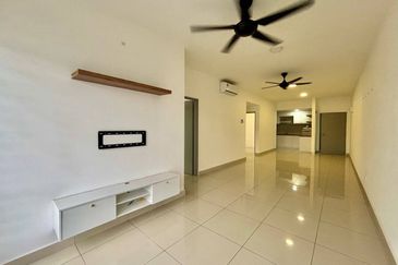 Vista Sri Tanjung Condominium