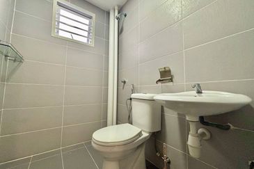 Vista Sri Tanjung Condominium