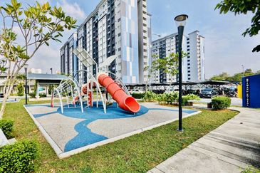 D'Kristal Apartment @ Setia EcoHill (Pangsapuri D'Kristal)