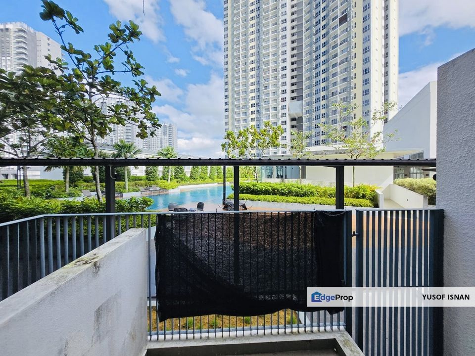 Same Level With Pool, Cerrado Suites Southville City Bangi, Low Level, 2 Car Park, Selangor, Bangi