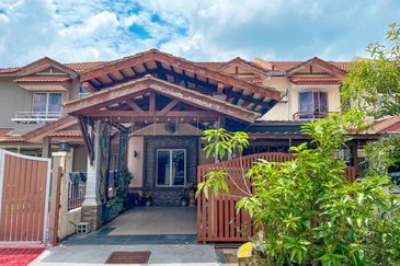 SU3 @ Bandar Saujana Utama