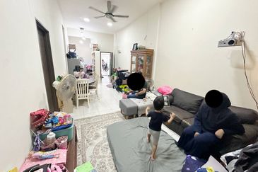 Residensi Warnasari 2